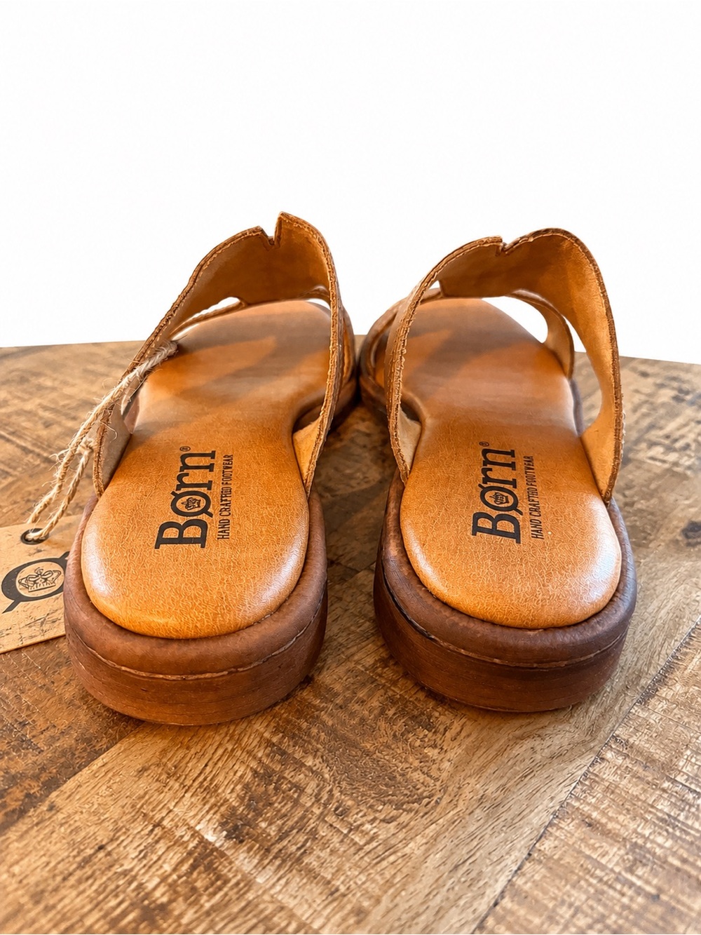 NWT Born Remo Leather Sandals, Size 7 - Picture 7 of 11